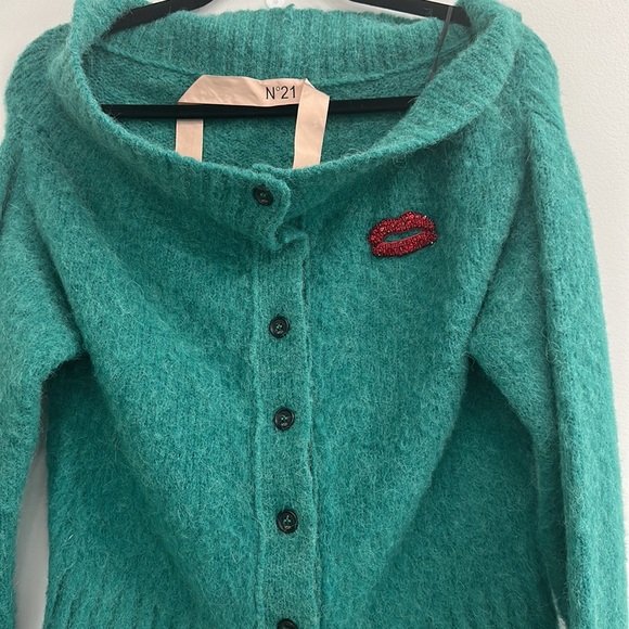 N°21 embellished off-the-shoulder cardigan - Picture 8 of 12